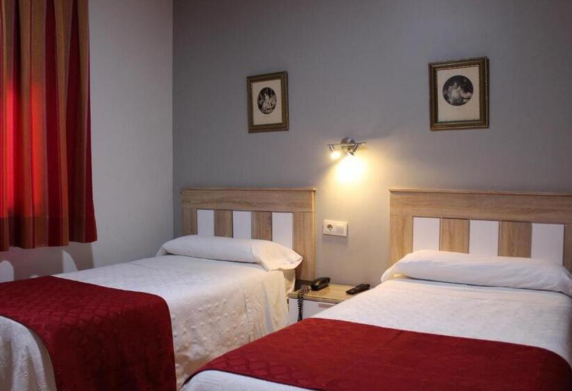 اتاق استاندارد, Hostal Madrid