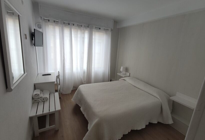 اتاق استاندارد, Hostal Sol