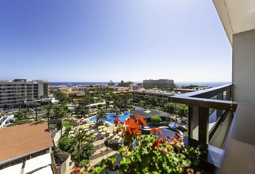 Номер Стандарт Вид на Бассейн, Spring Hotel Bitácora