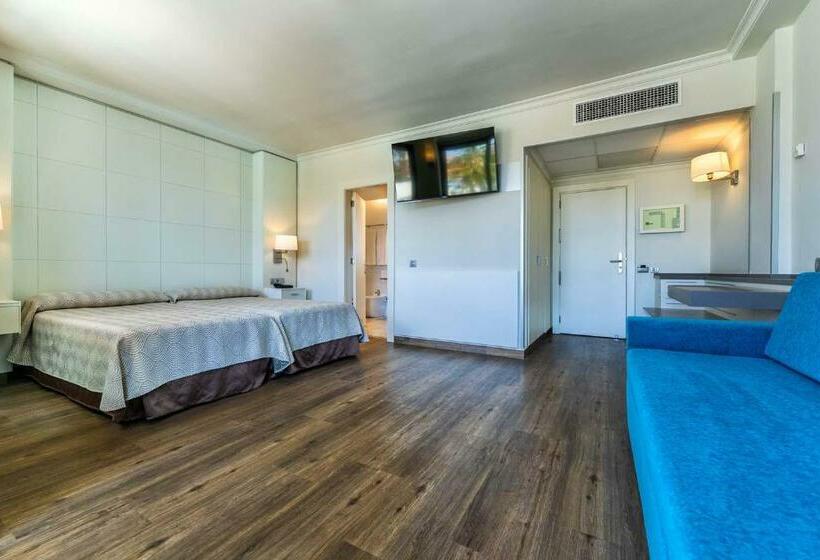 Семейный Номер, Spring Hotel Bitácora