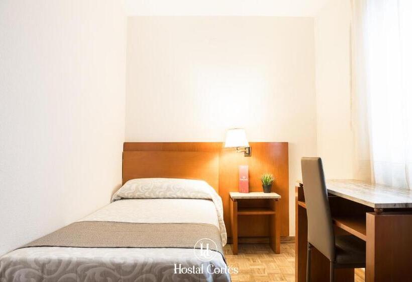 اتاق استاندارد یک نفره, Hostal Cortes