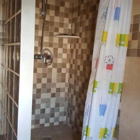 スタンダードルーム, Hostal Malaga