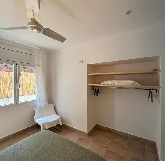 Casa 3 Camere da Letto, Hostal Rom Familiar