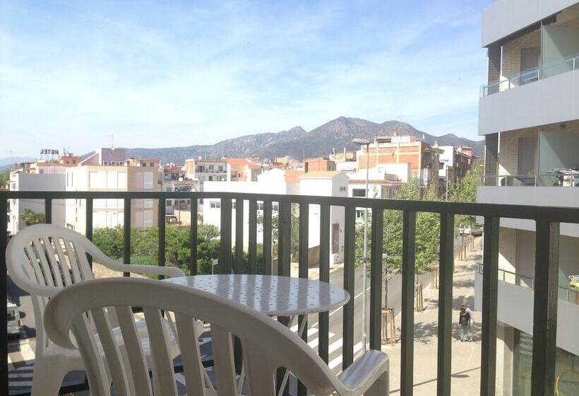 Camera Familiare, Hostal Rom Familiar