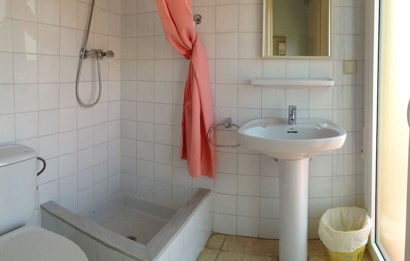 ファミリールーム, Hostal Rom Familiar