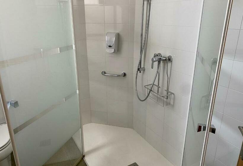 Четырехместный Номер Классик, Hostal Meson Pepa