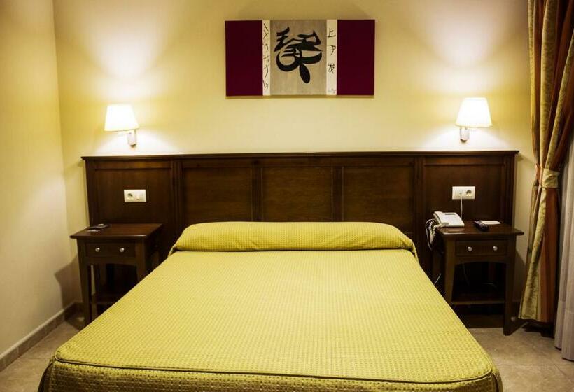 Номер Стандарт, Hostal Carmen