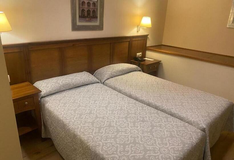 Номер Стандарт, Hostal Carmen