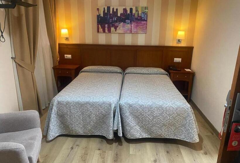 Классический Номер, Hostal Carmen