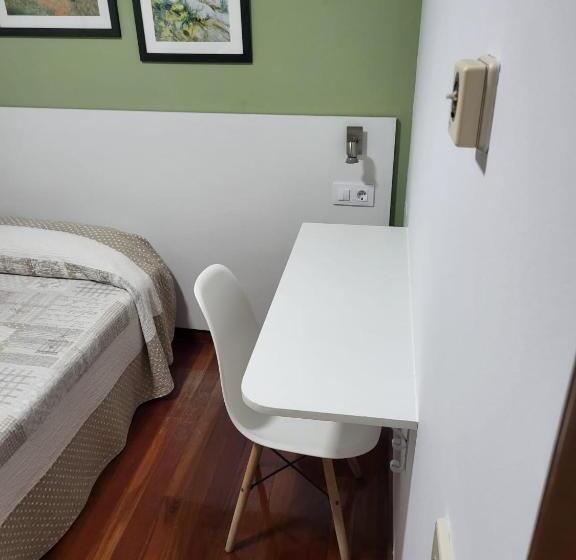 Habitación Estándar Individual, Hostal La Frontera