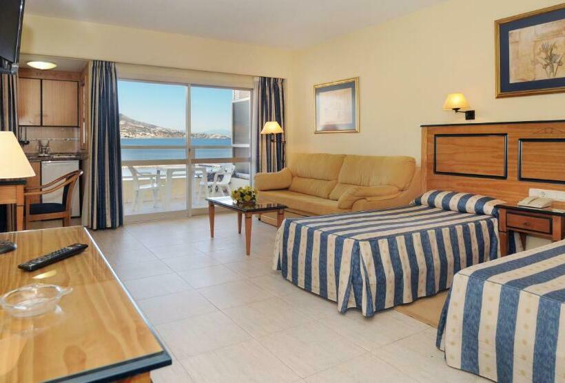 Студио Стандарт Боковой Вид на Море, Apartamentos Pyr Fuengirola