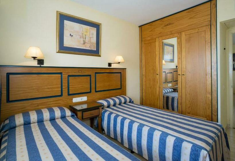 Апартаменты 2 Спальни Вид на Море, Apartamentos Pyr Fuengirola