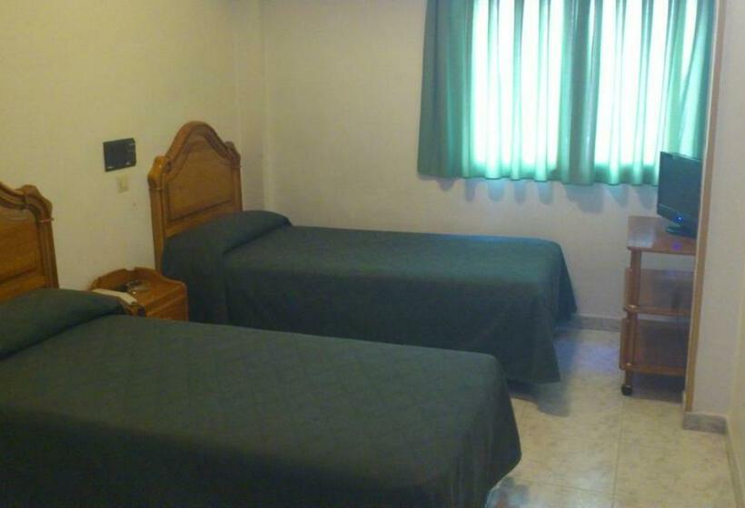 スタンダードルーム, Hostal Juanito