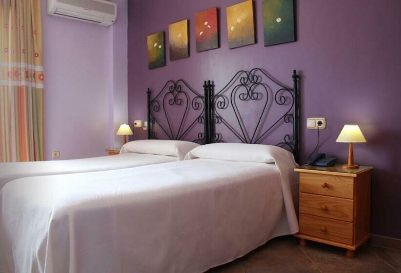 غرفة قياسية مطلّة علي البحر, Miraya Beach