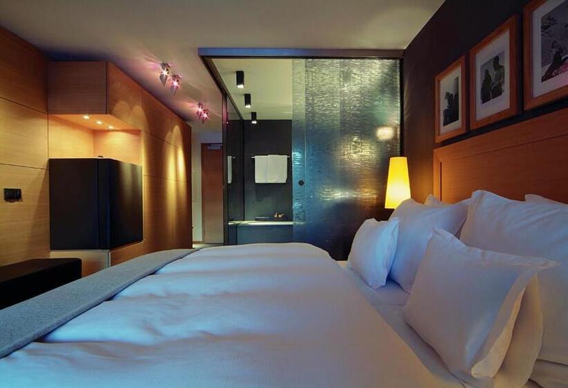 اتاق استاندارد با بالکن, Madlein