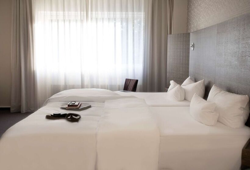 附加标准房间, Max Brown Hotel 5th District, Part Of Sircle Collection   Formerly Pentahotel Vienna