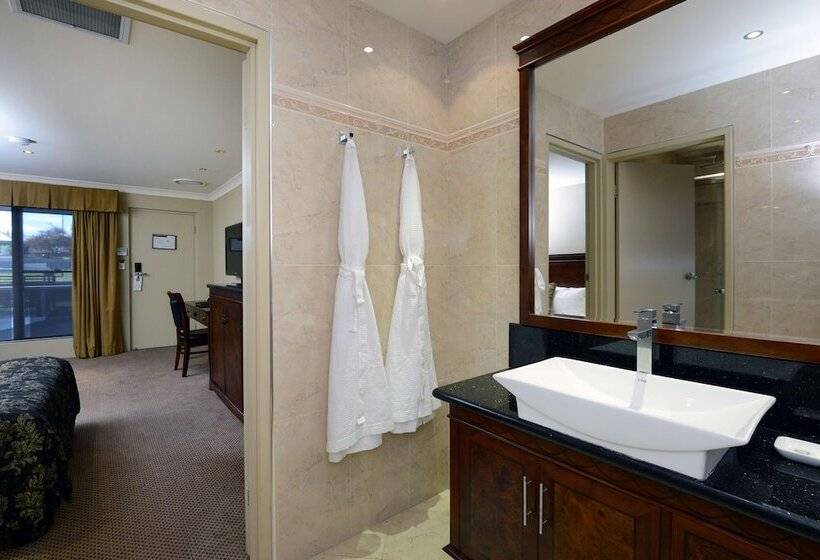 패밀리 룸, Rydges Armidale