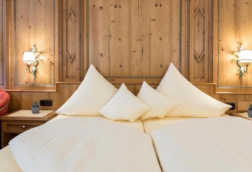 Quarto Estandar, Alte Post