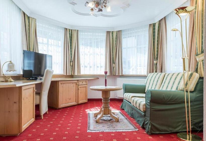 Quarto Estandar, Alte Post