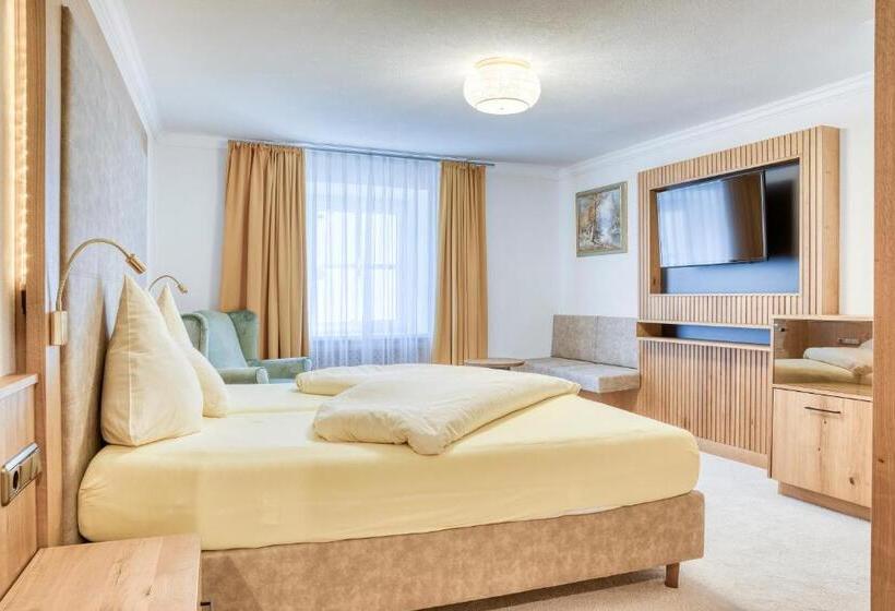 Quarto Estandar, Alte Post