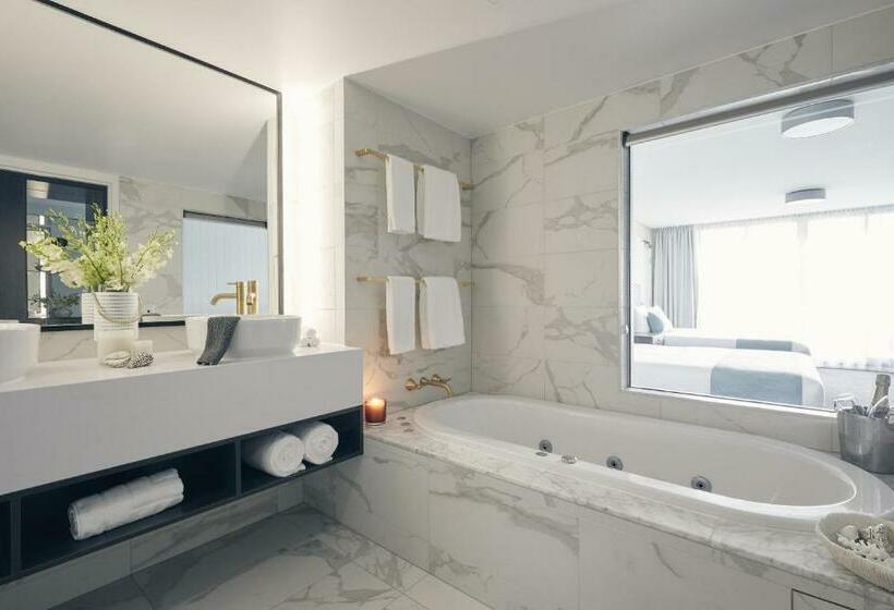 스위트 킹사이즈 침대, Daydream Island Resort