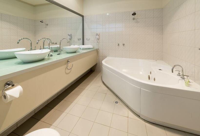 Люкс Повышенной Комфортности, Beau Monde International