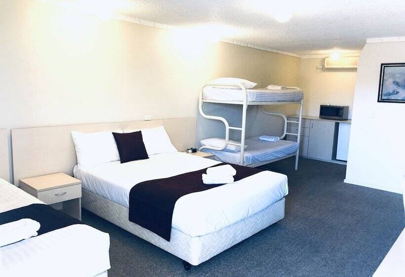 家庭间, Overlander Motor Lodge
