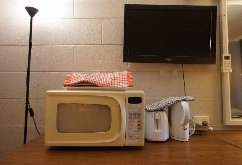 패밀리 룸, Motel Maroondah