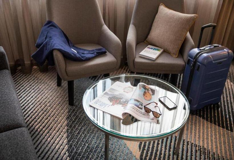 이그제큐티브 스위트 킹침대, Novotel Sydney Parramatta