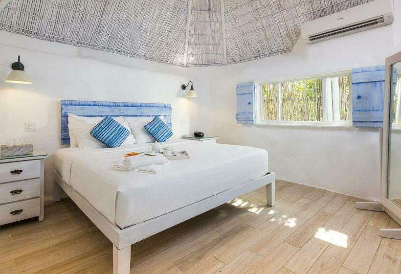Suite, Galley Bay Resort & Spa