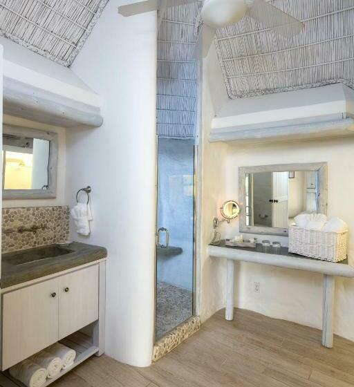 Suite, Galley Bay Resort & Spa
