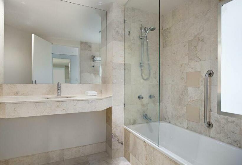 Номер Стандарт Вид на Город, Mantra On View