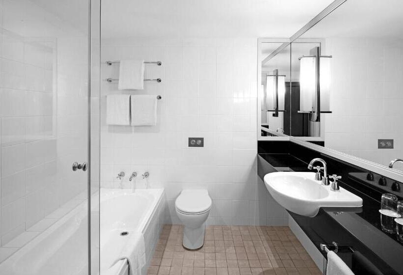 Номер Deluxe Кровать Кинг Вид на Город, Sydney Harbour Marriott Hotel At Circular Quay