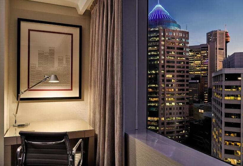 Номер Deluxe Кровать Кинг Вид на Город, Sydney Harbour Marriott Hotel At Circular Quay