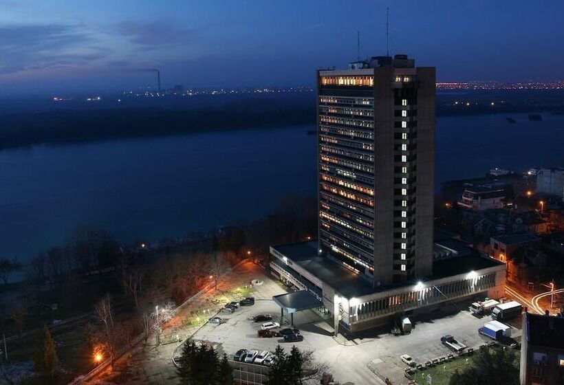 اتاق اجرایی, Grand Hotel Riga