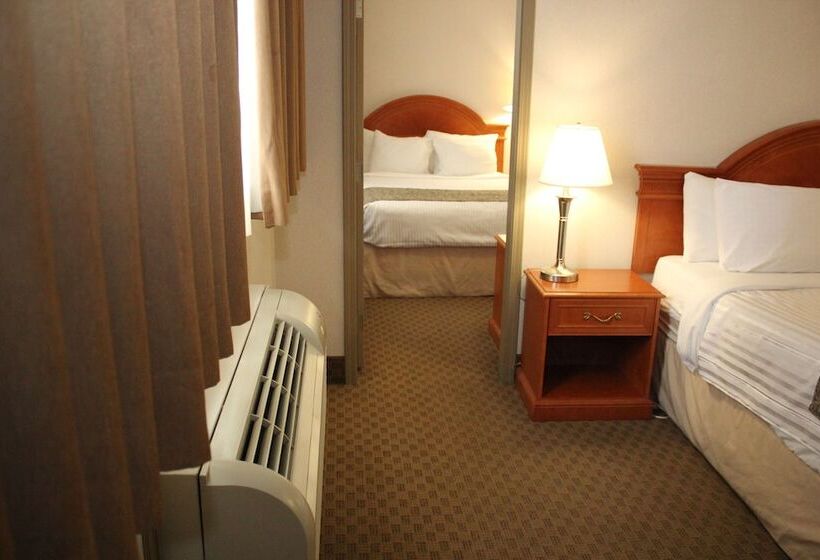 スタンダードスタジオ, Ramada By Wyndham Edmonton South