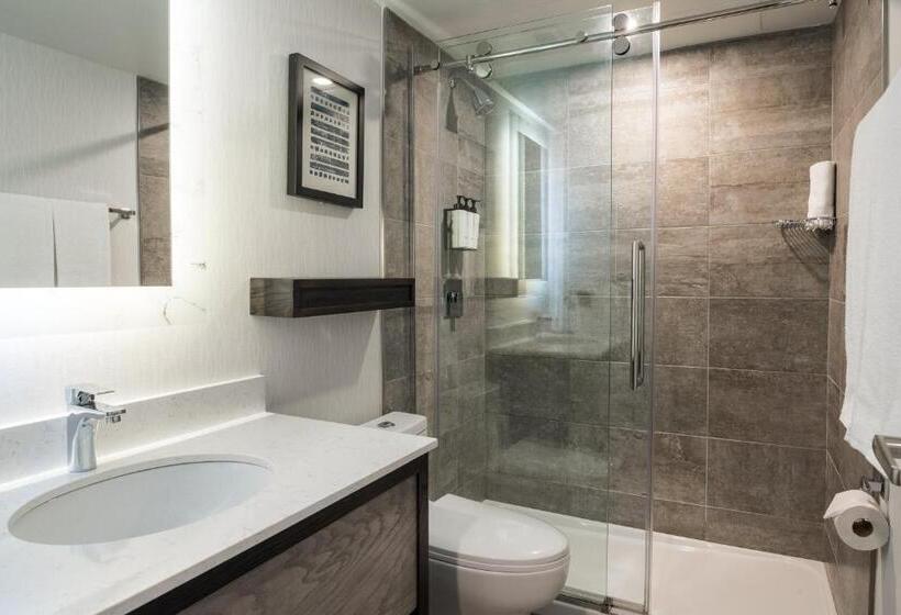 Номер Executive Кровать Кинг, Crowne Plaza Hotel Moncton Downtown, An Ihg