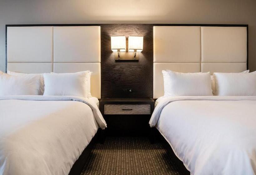 اتاق استاندارد, Crowne Plaza Hotel Moncton Downtown, An Ihg
