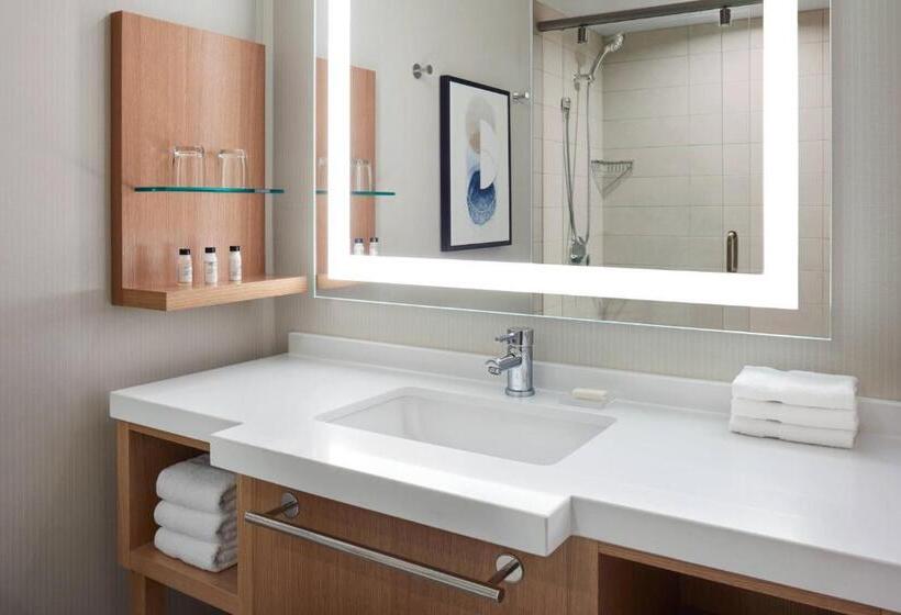 Стандартный Номер Кровать Кинг, Delta Hotels By Marriott Saskatoon Downtown