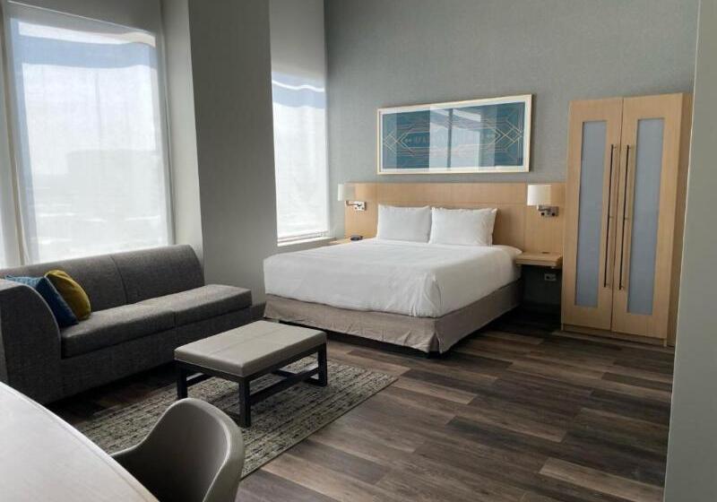 Люкс 2 Спальни, Doubletree By Hilton Hotel & Conference Centre Regina