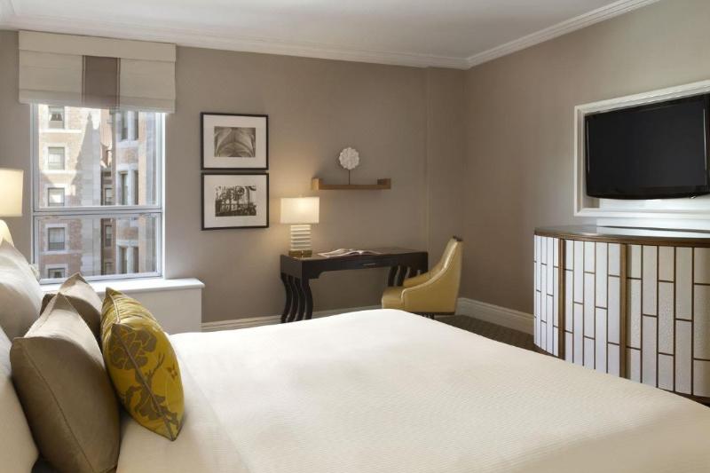 اتاق لوکس با تخت بزرگ, Fairmont Le Chateau Frontenac