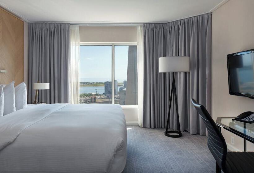 ジュニアスイート, Intercontinental Toronto Centre, An Ihg