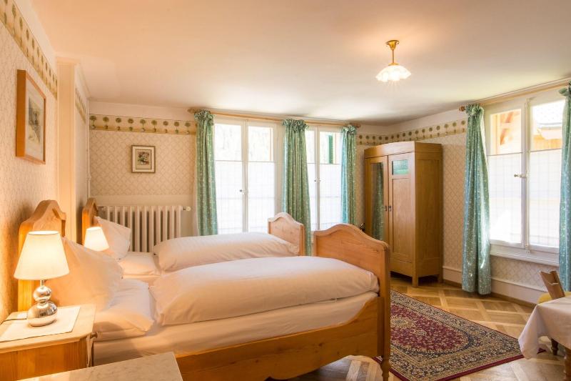اتاق سوپریور با چشم‌انداز باغ, Historic Hotel Falken