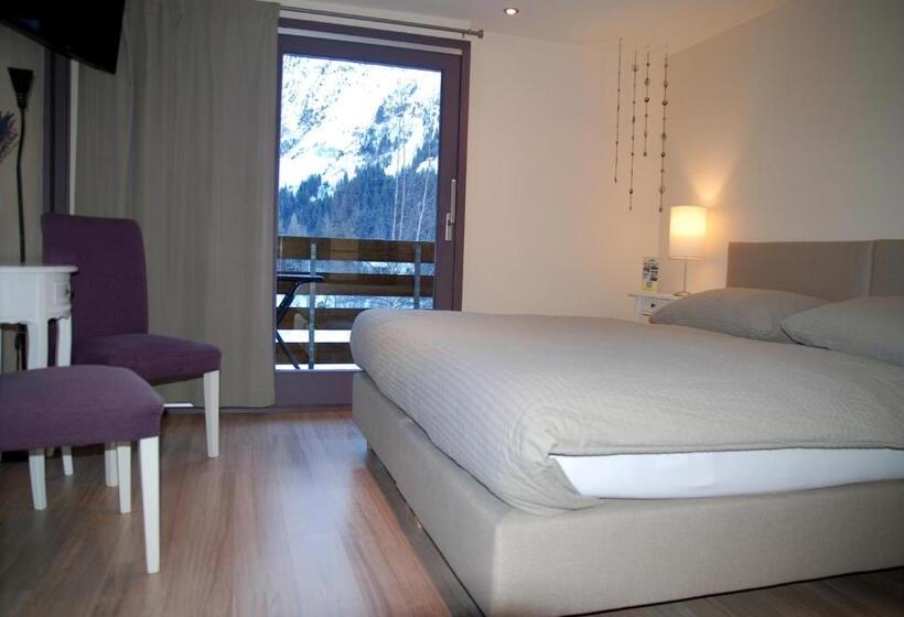 Номер Стандарт с Балконом, Grindellodge