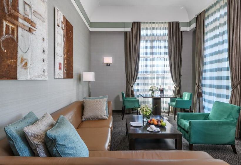 سوییت لوکس, Hôtel Métropole Genève
