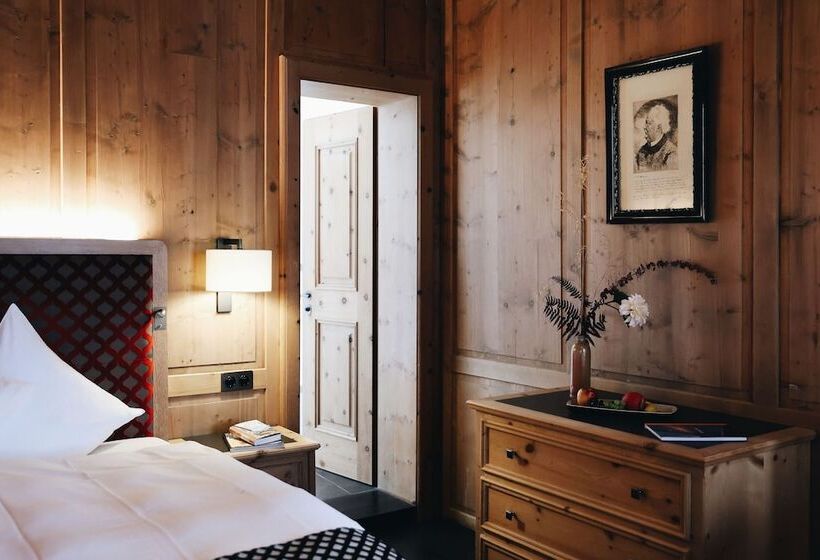 Номер Комфорт, Steinbock Pontresina