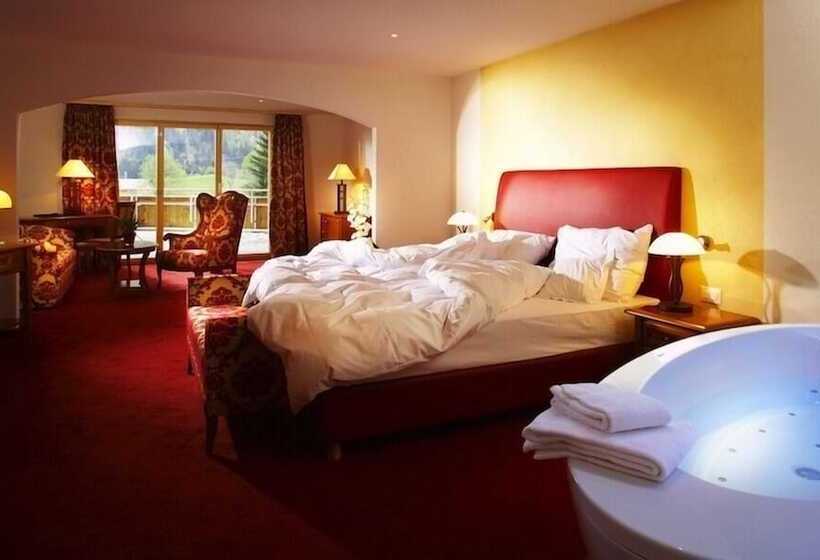 Полулюкс, Waldhotel Doldenhorn