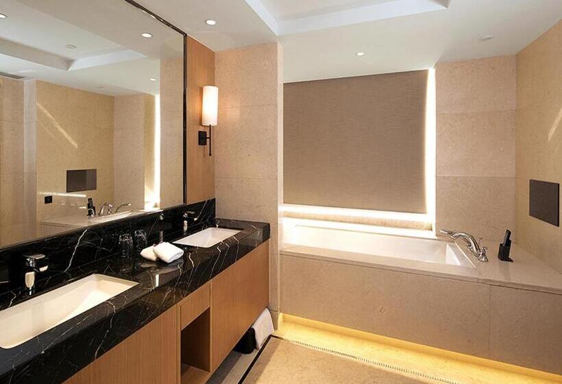 Президентский Люкс, Xiamen C&d Hotel Free Welcome Snacks Oasis Garden