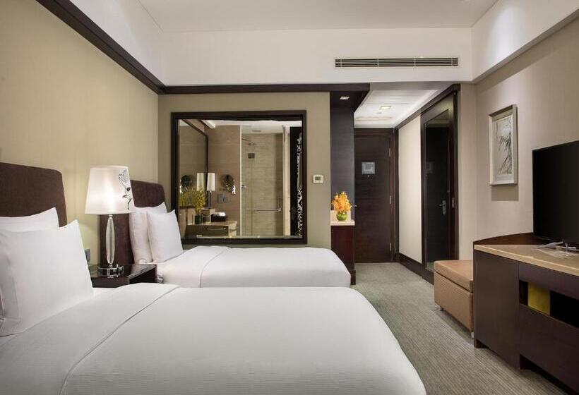 Номер Deluxe Вид на Сад, Xiamen C&d Hotel Free Welcome Snacks Oasis Garden