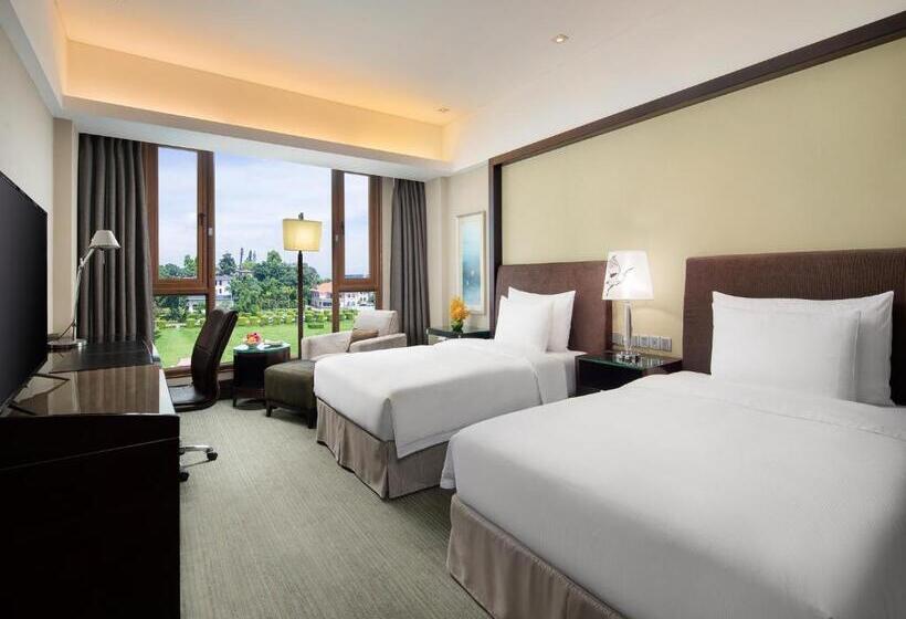 Номер Deluxe Вид на Сад, Xiamen C&d Hotel Free Welcome Snacks Oasis Garden